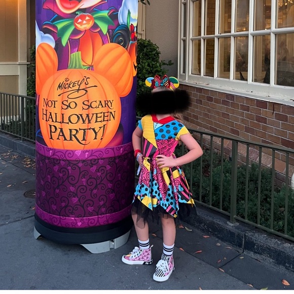 Disney Nightmare Before Christmas Sneakers EUC - Picture 3 of 3